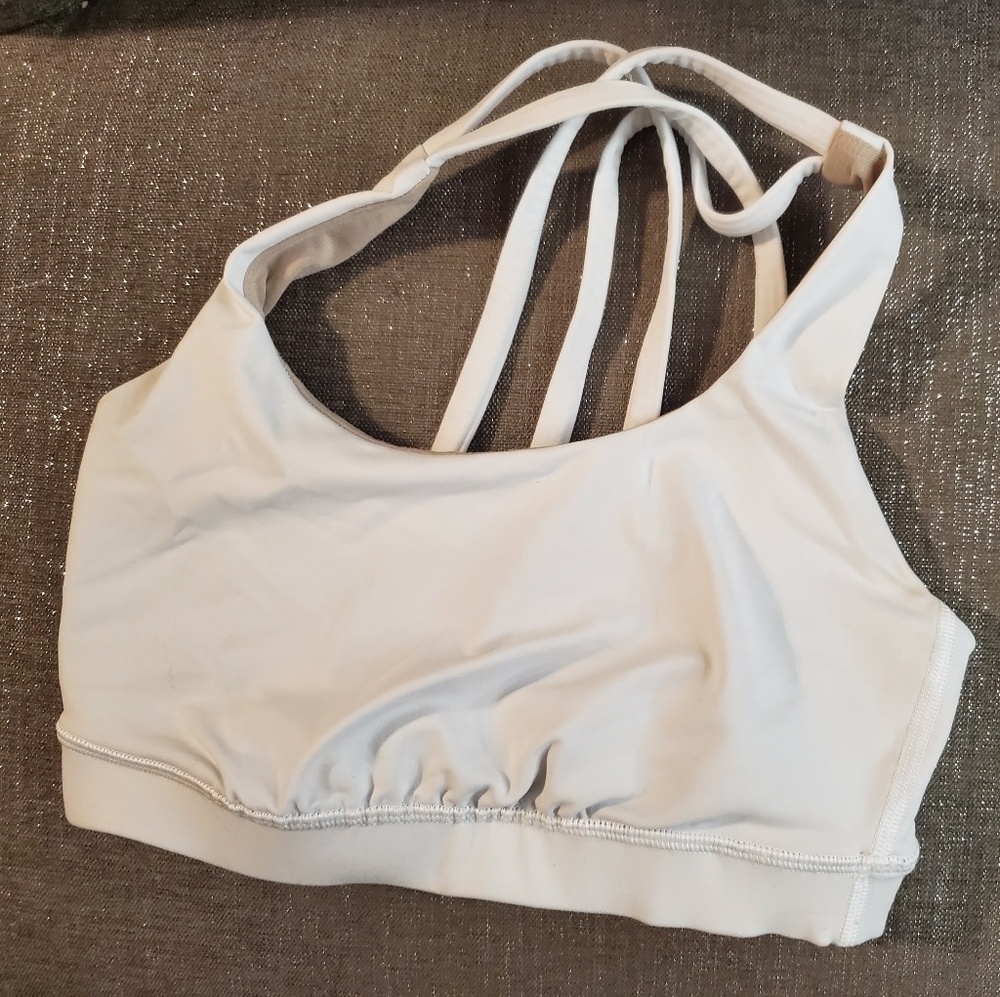 Lululemon sports bra